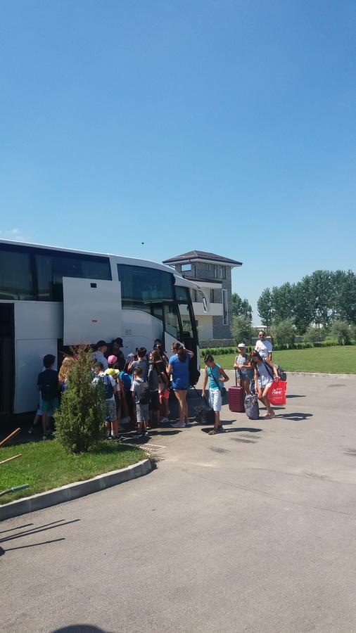Pensiunea Georgia Lunguletu Екстер'єр фото